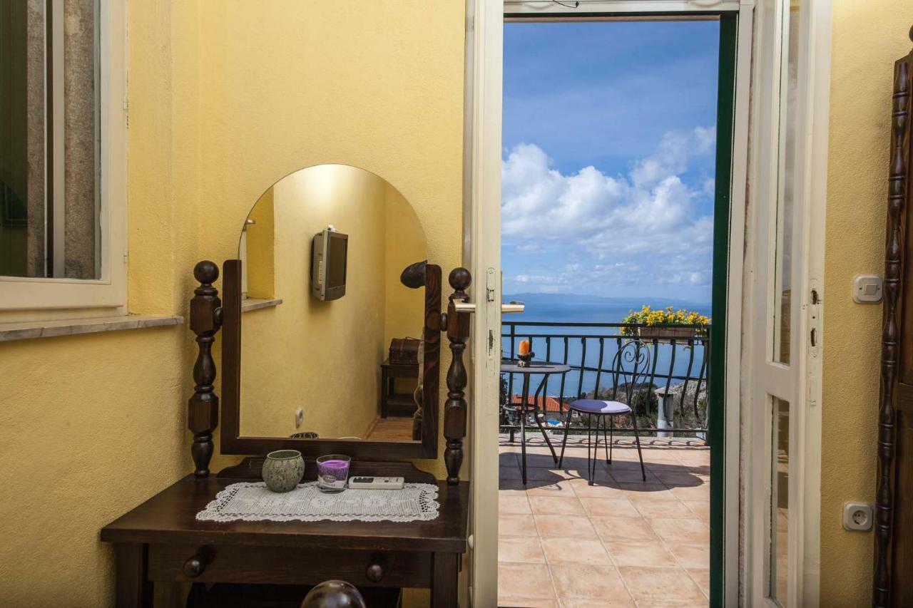 Old Stone House Mario Villa Podgora Exterior photo